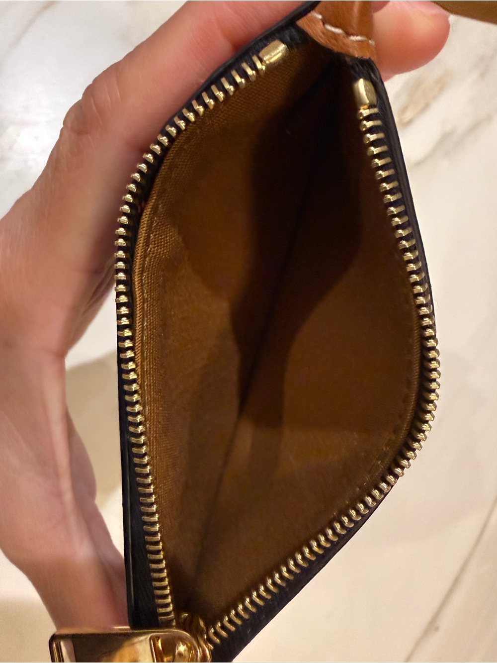 Authentic Celine Card Holder in Triomphe canvas and lambskin with COA - Picture 7 of 9